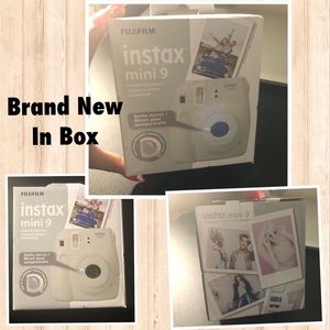 Brand New in Box Fuji Film instmax Mini 9 Camera